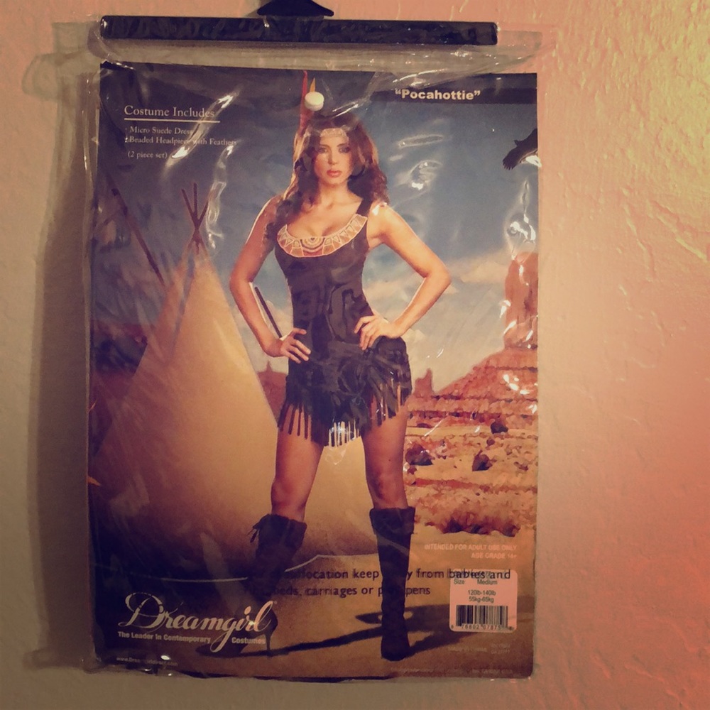 Pocahontas Halloween costume (medium 120-140 lbs)